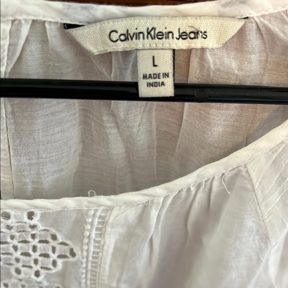 Calvin Klein White Embellished 3/4 Sleeve Blouse NWOT - Picture 3 of 12